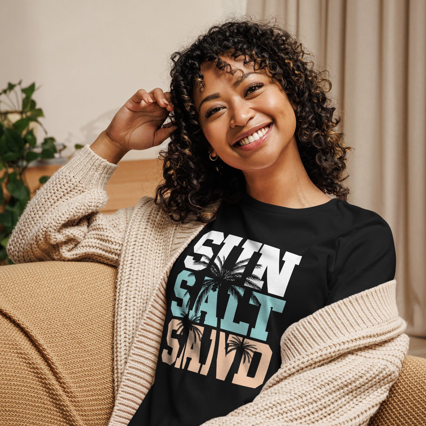 Damen T-Shirt „SUN SALT SAND“ – Strand auf Stoff – Hochwertiges von Lumeza | Jetzt entdecken